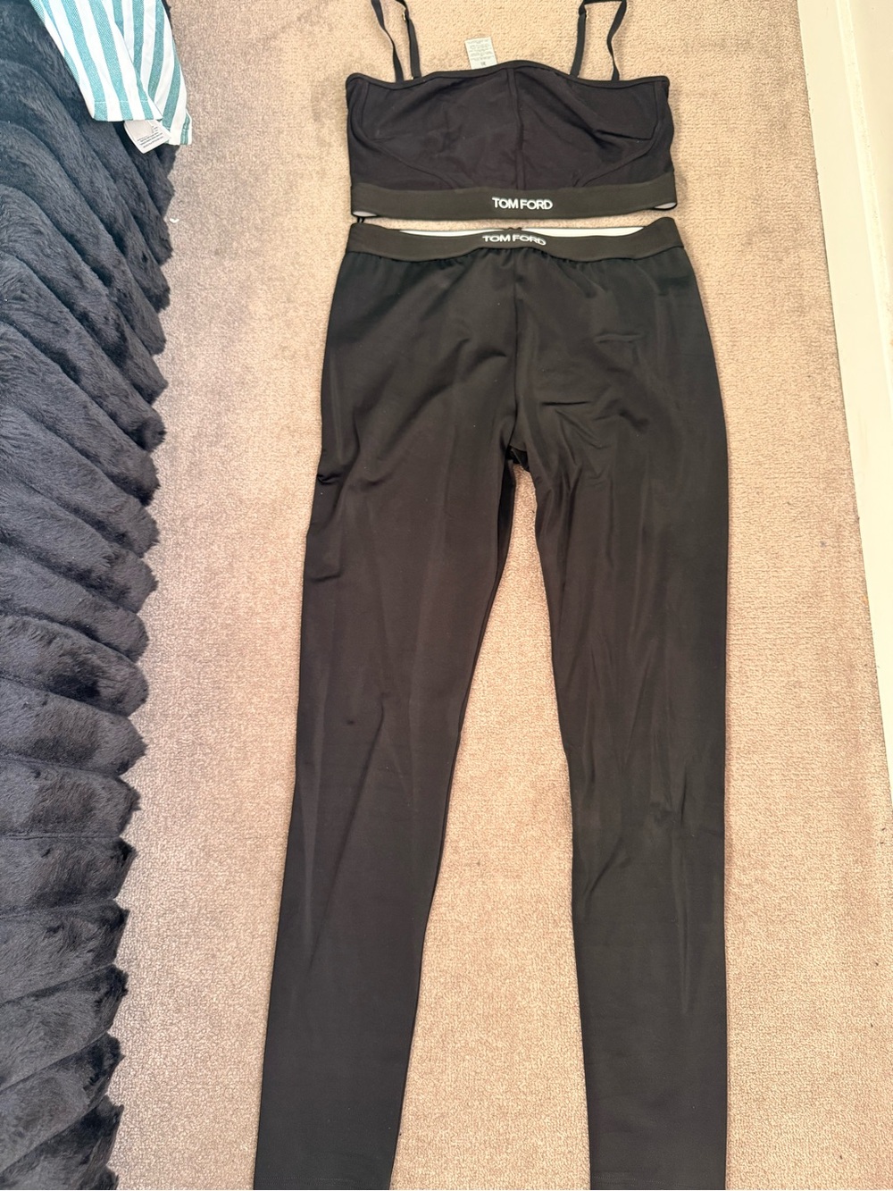 Tom Ford Black womens Performance Leggings& bralette